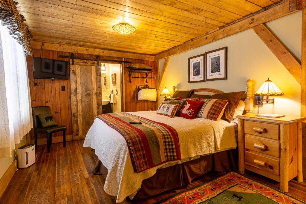 Hemlock Inn Blowing Rock Exterior photo