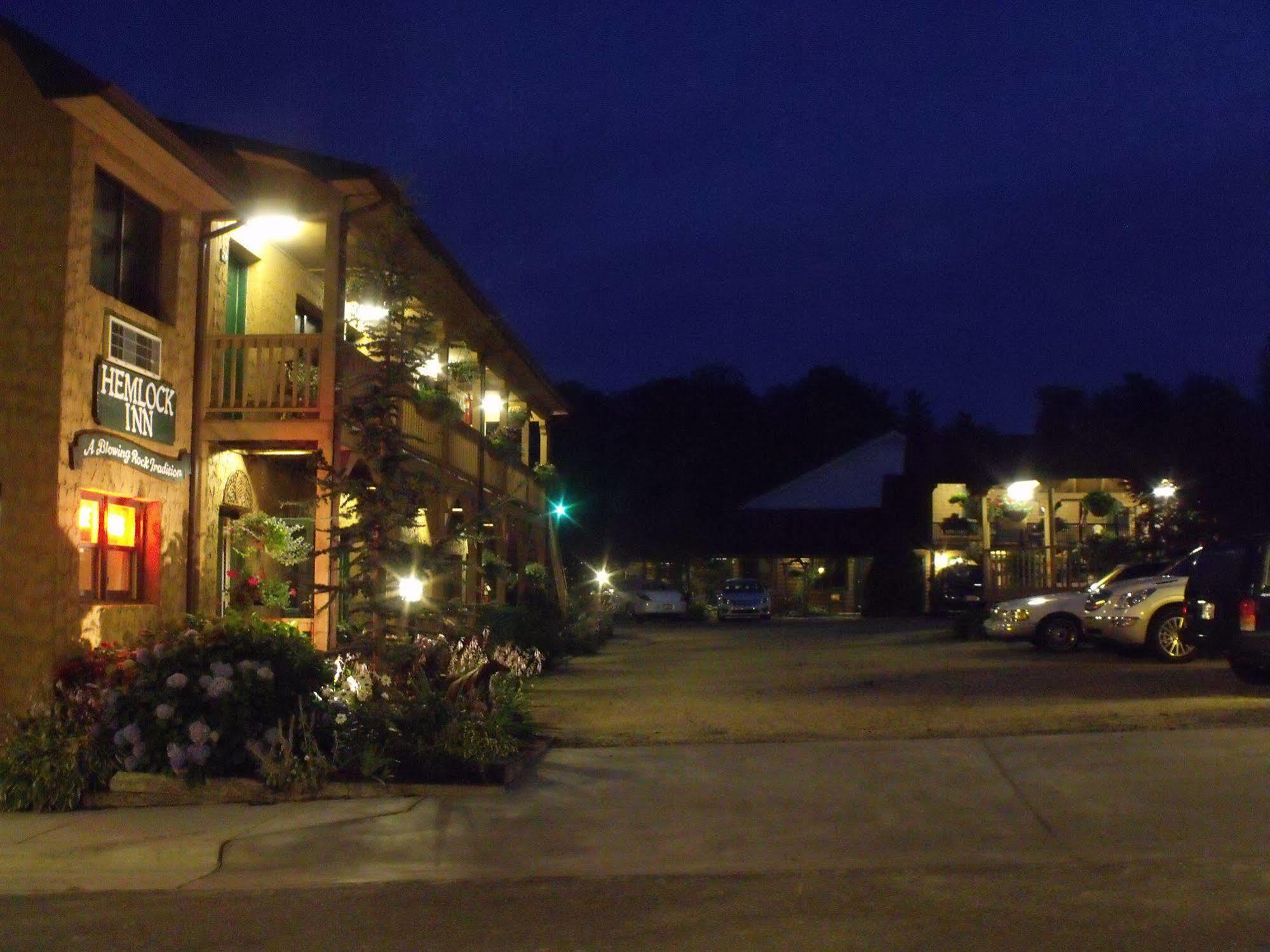 Hemlock Inn Blowing Rock Exterior photo