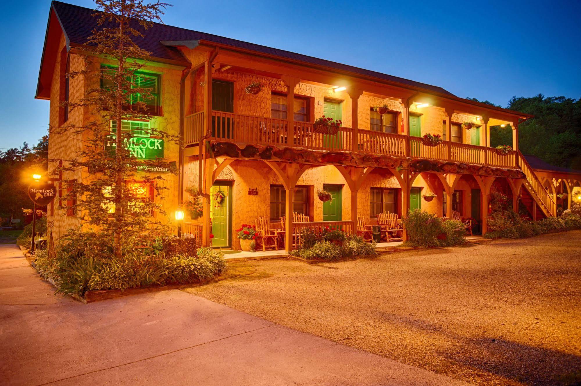 Hemlock Inn Blowing Rock Exterior photo