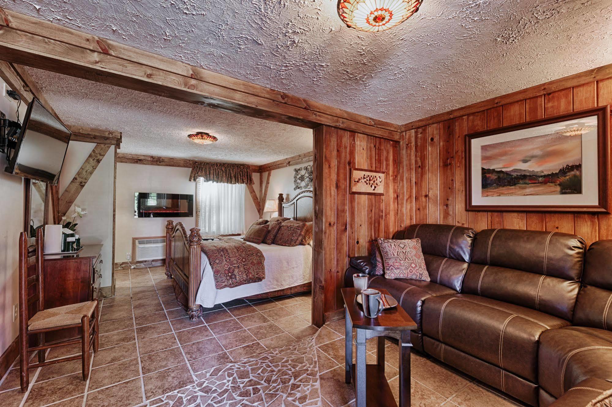 Hemlock Inn Blowing Rock Exterior photo